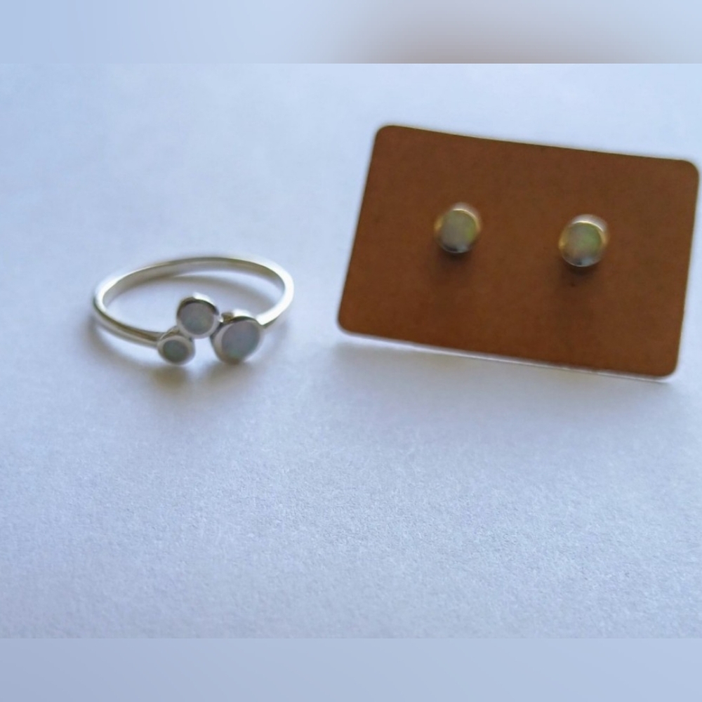 Silver Opal Bundle, Ring And Earrings - Ring Size 9